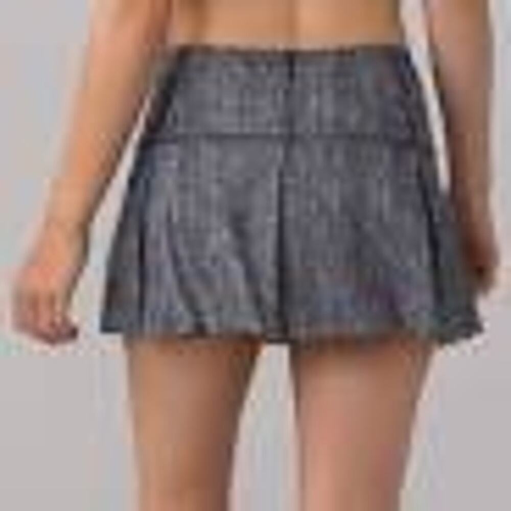 Lululemon Lost In Pace 13” Skirt Skort Salt Alpine White Black Size 4